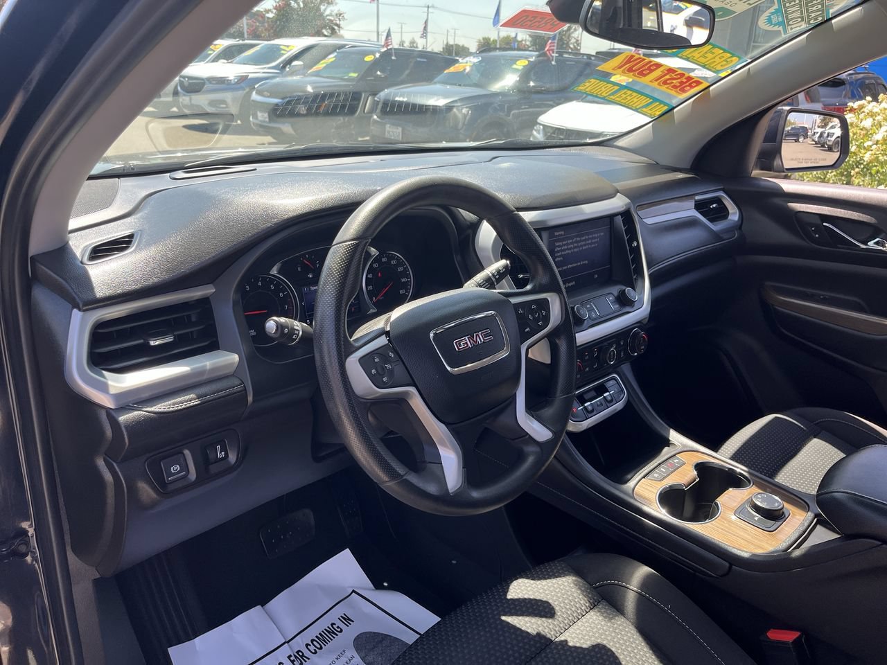 Used 2022 GMC Acadia SLE AWD/4WD image 9