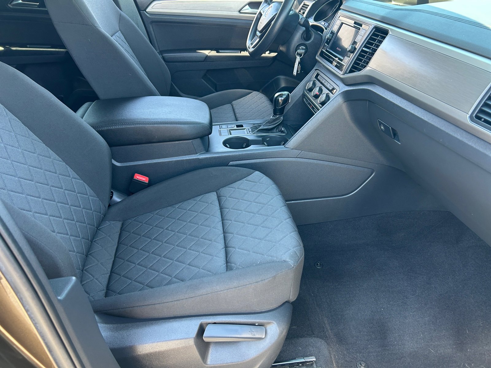Used 2019 Volkswagen Atlas S image 19