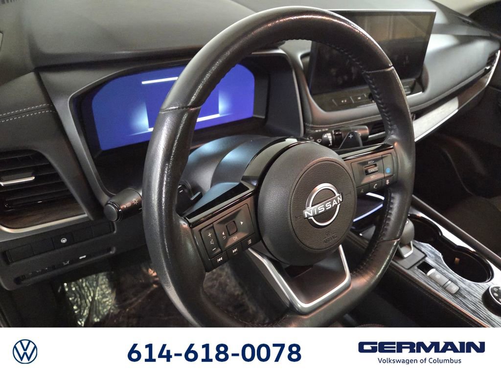 Used 2024 Nissan Rogue Platinum image 22