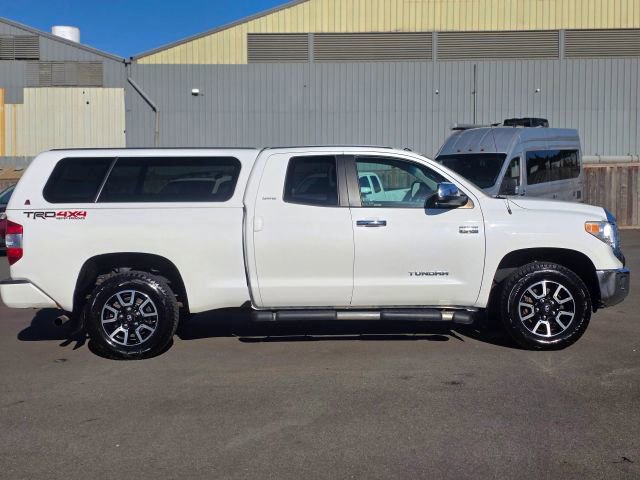 Used 2017 Toyota Tundra Limited w/ Limited Premium Package AWD/4WD image 8