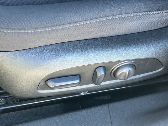 Used 2024 Chevrolet Malibu LT FWD image 22