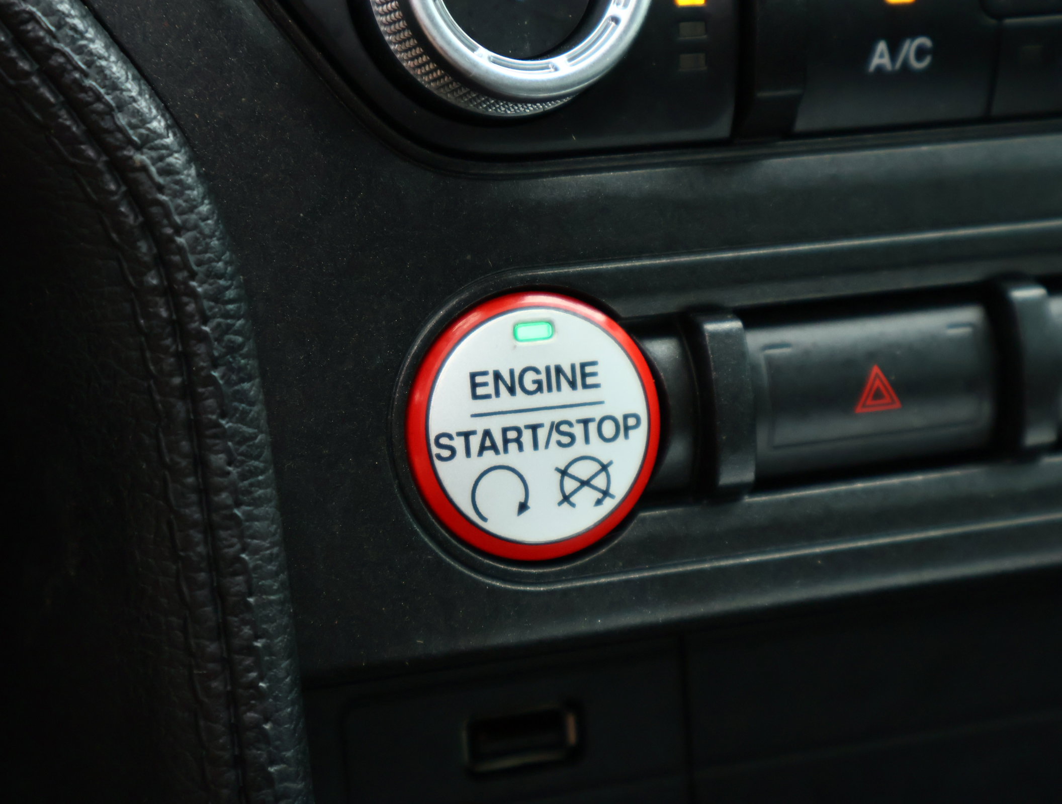 Used 2017 Ford Mustang Coupe image 14