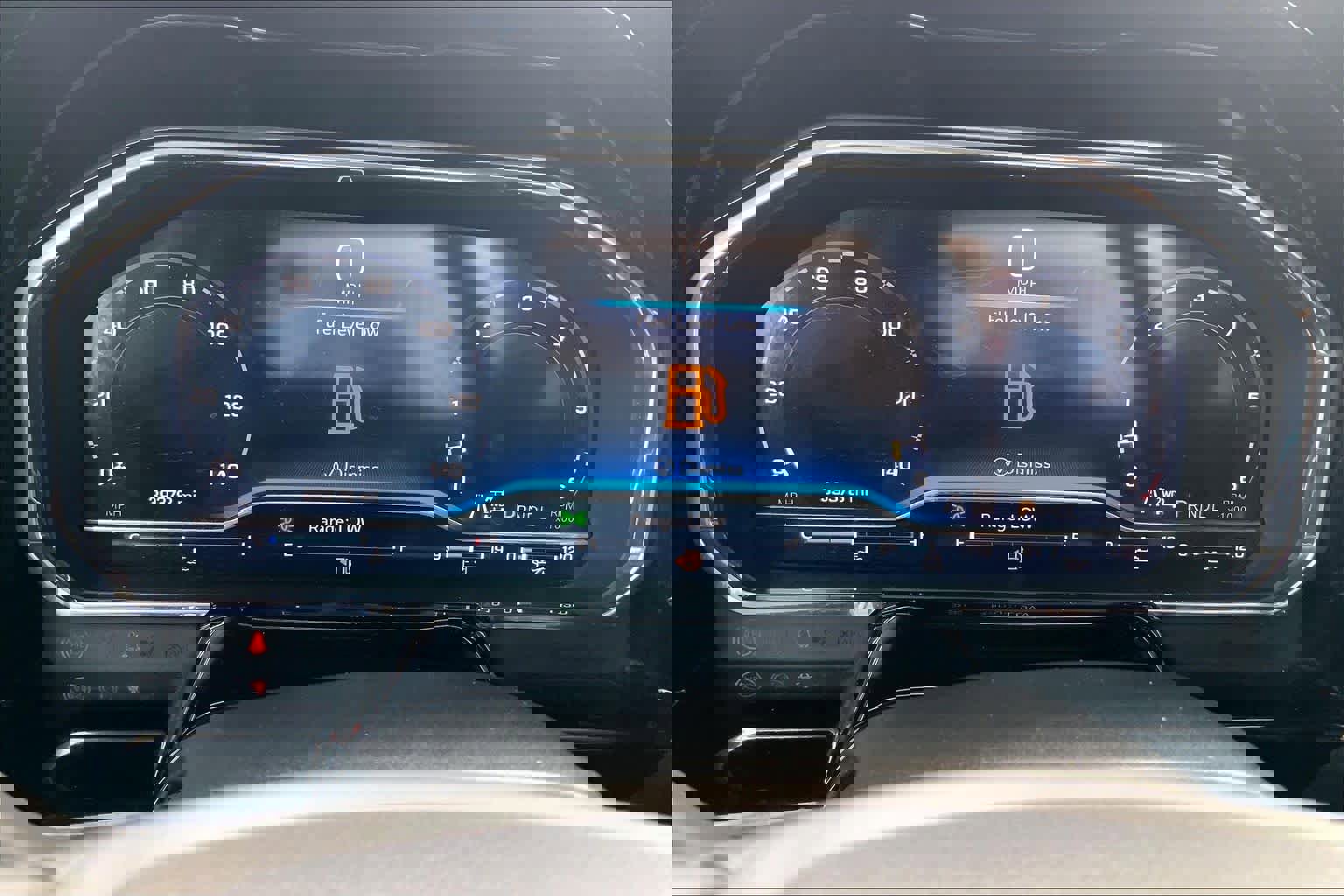 Certified 2025 Chevrolet Silverado 1500 LT image 25