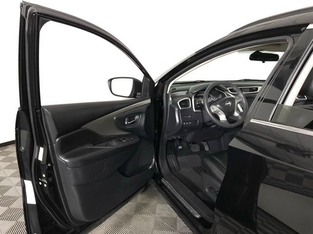 Used 2017 Nissan Murano SV AWD/4WD image 24