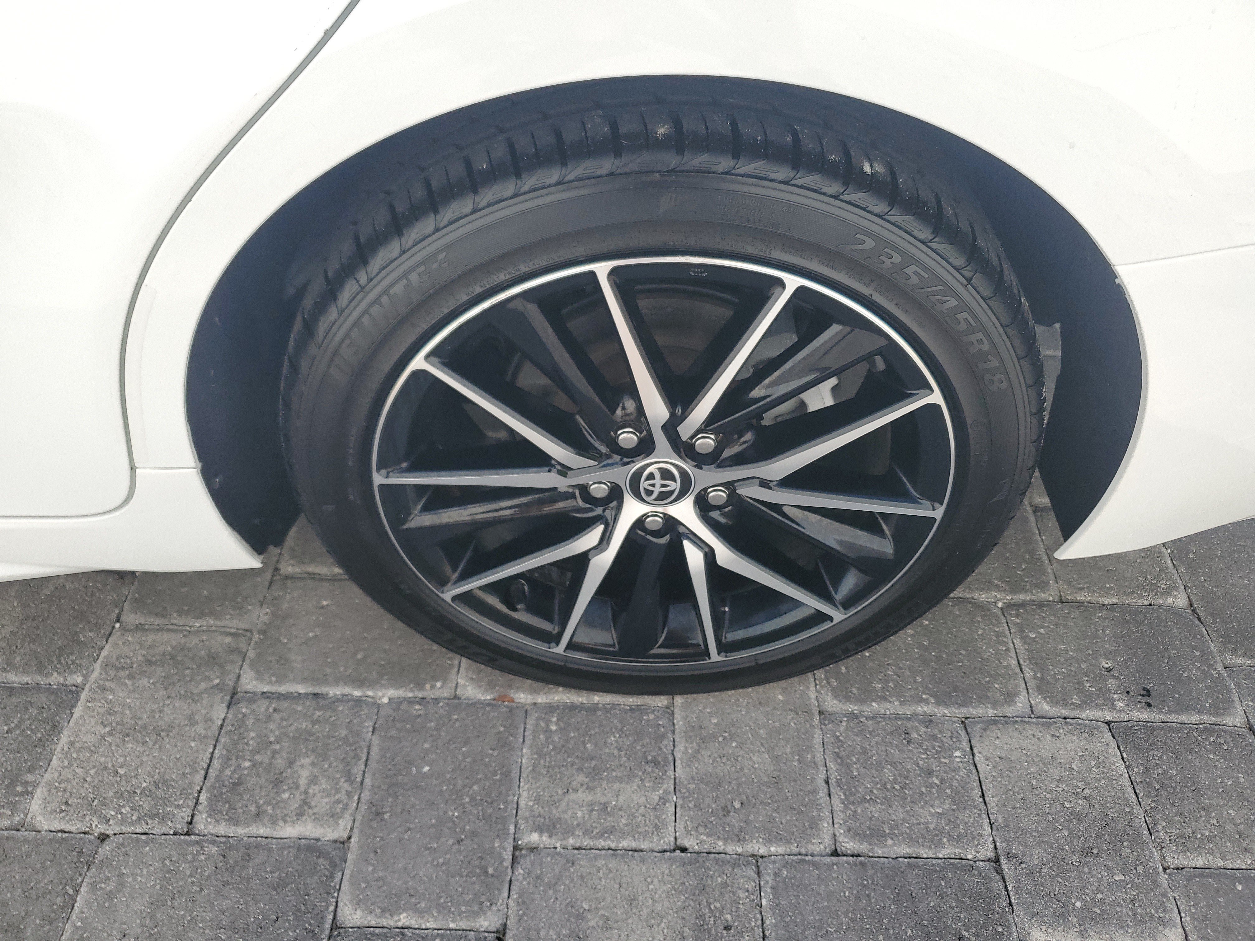 Used 2023 Toyota Camry SE FWD image 7
