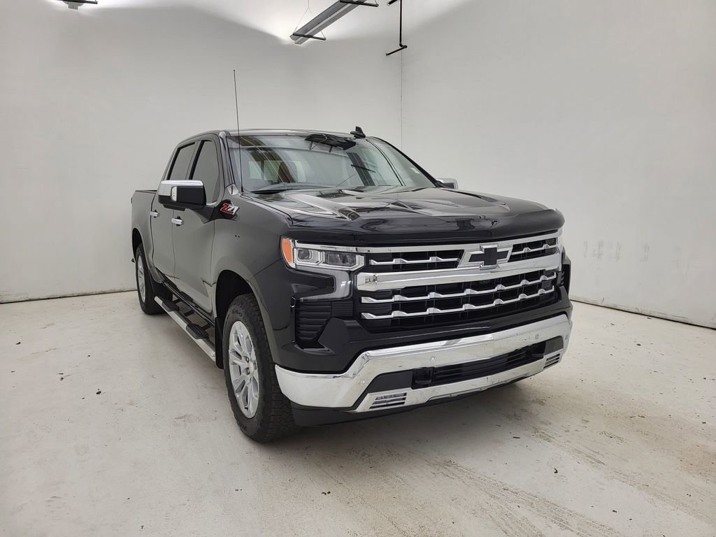 Used 2025 Chevrolet Silverado 1500 LTZ w/ LTZ Premium Package image 23