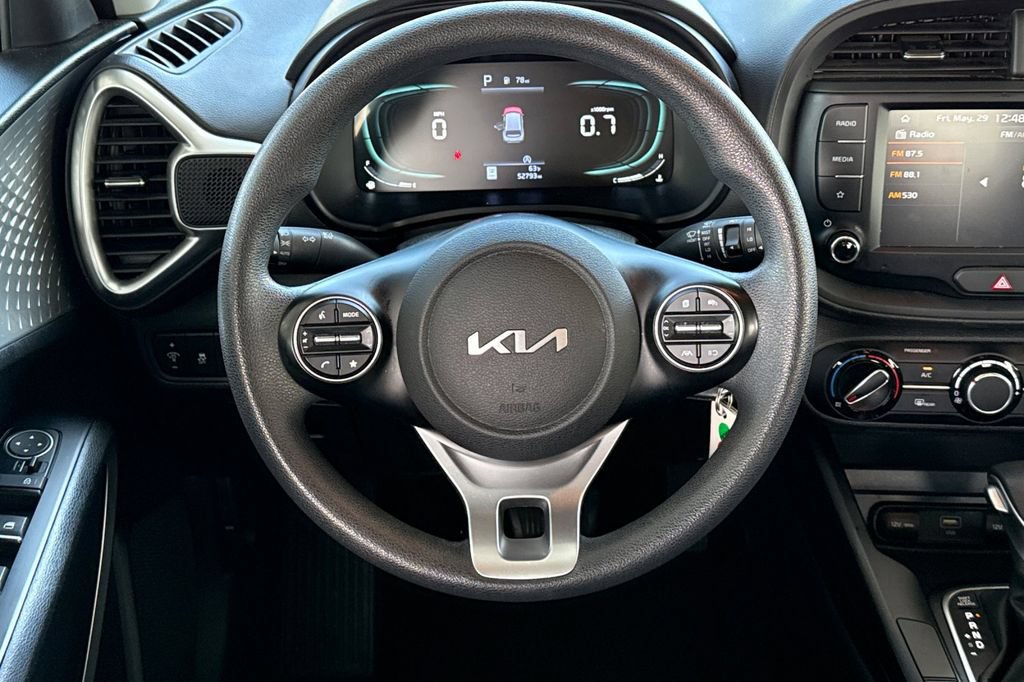 Used 2024 Kia Soul LX w/ Option Group 015 FWD image 21