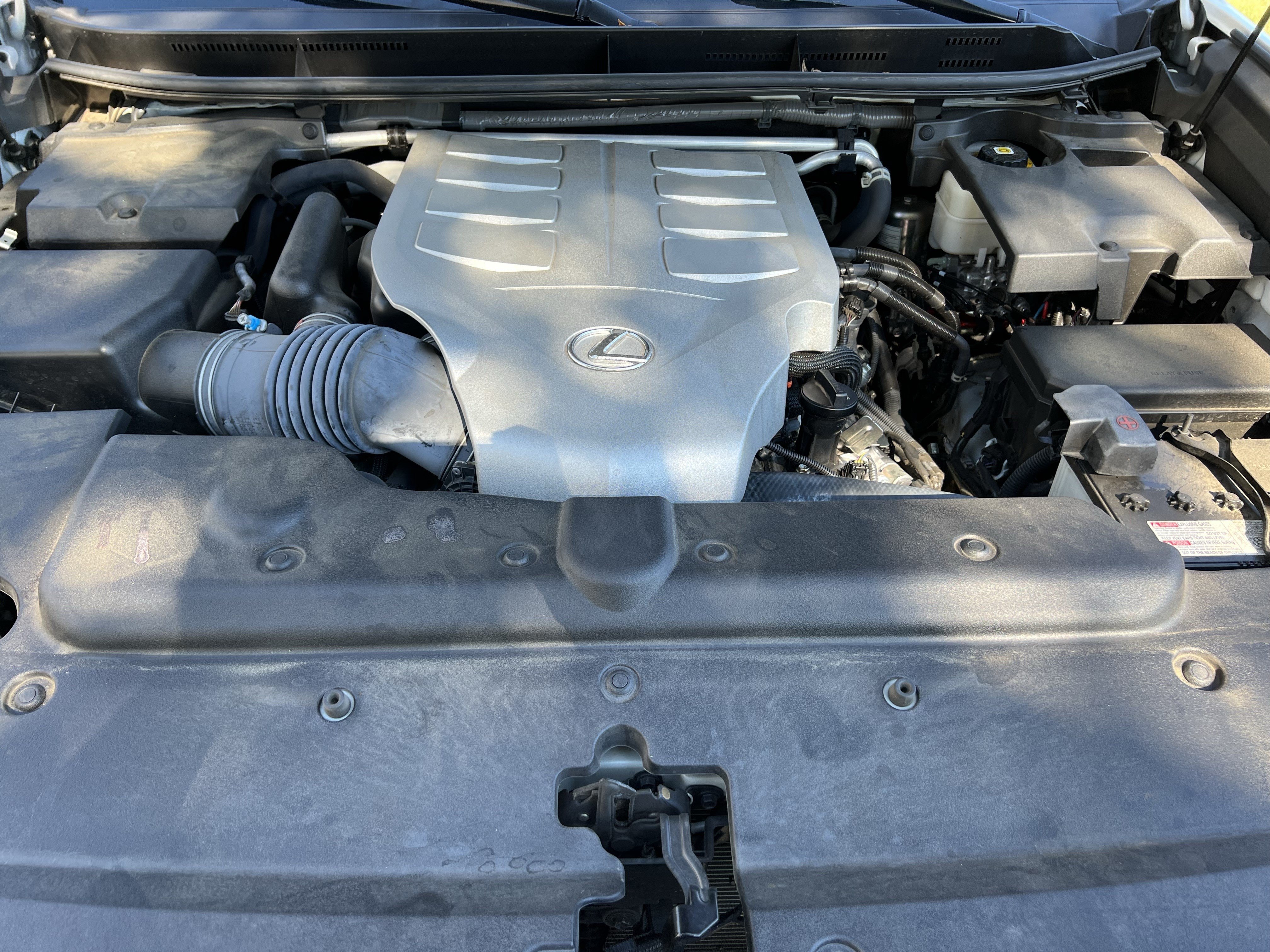 Used 2023 Lexus GX 460 Luxury w/ Sport Design Package AWD/4WD image 36
