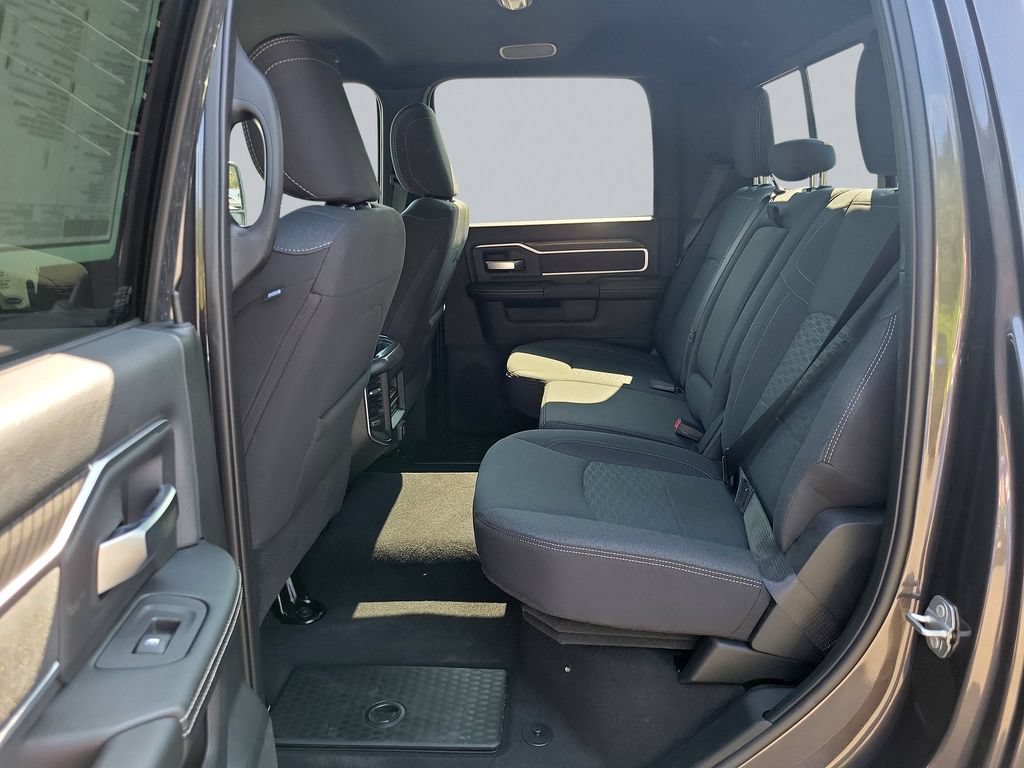 New 2026 RAM 3500 Big Horn AWD/4WD image 29