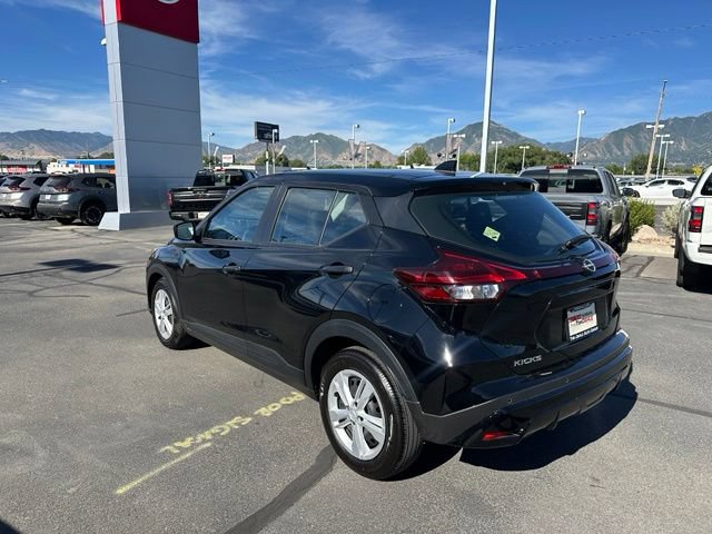 New 2025 Nissan Kicks Play S FWD image 8