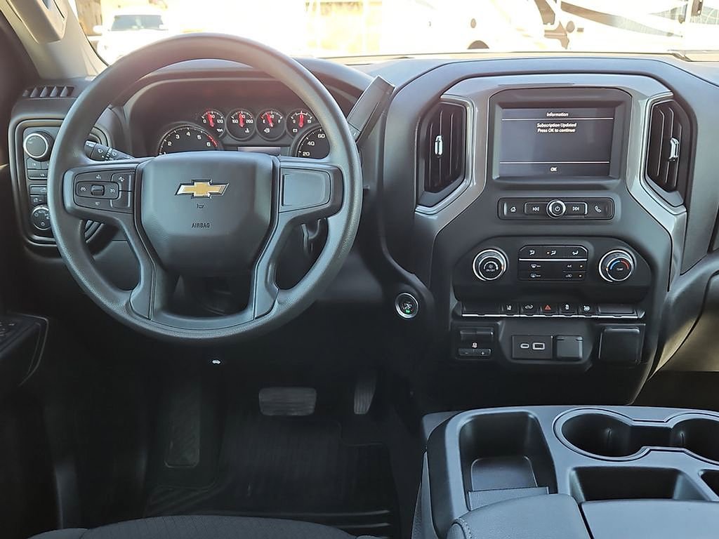 Used 2024 Chevrolet Silverado 2500 Custom w/ Custom Convenience Package AWD/4WD image 20