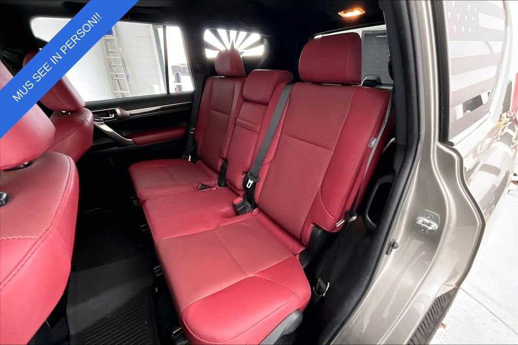 Used 2023 Lexus GX 460 Premium w/ Premium Package image 35