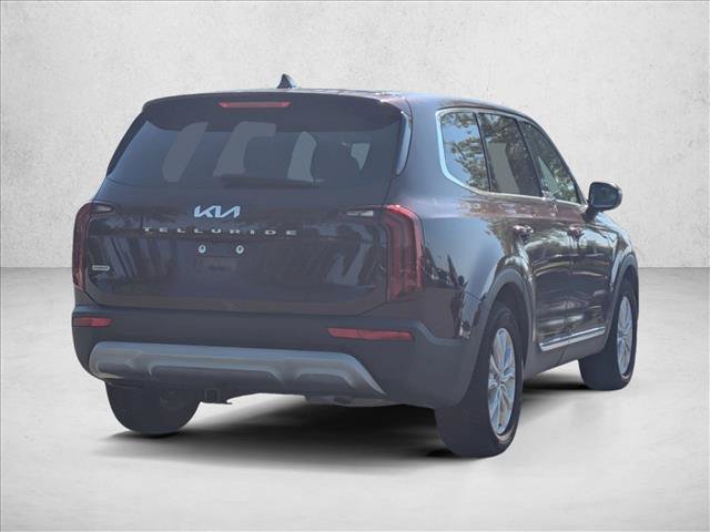Used 2022 Kia Telluride LX AWD/4WD image 5