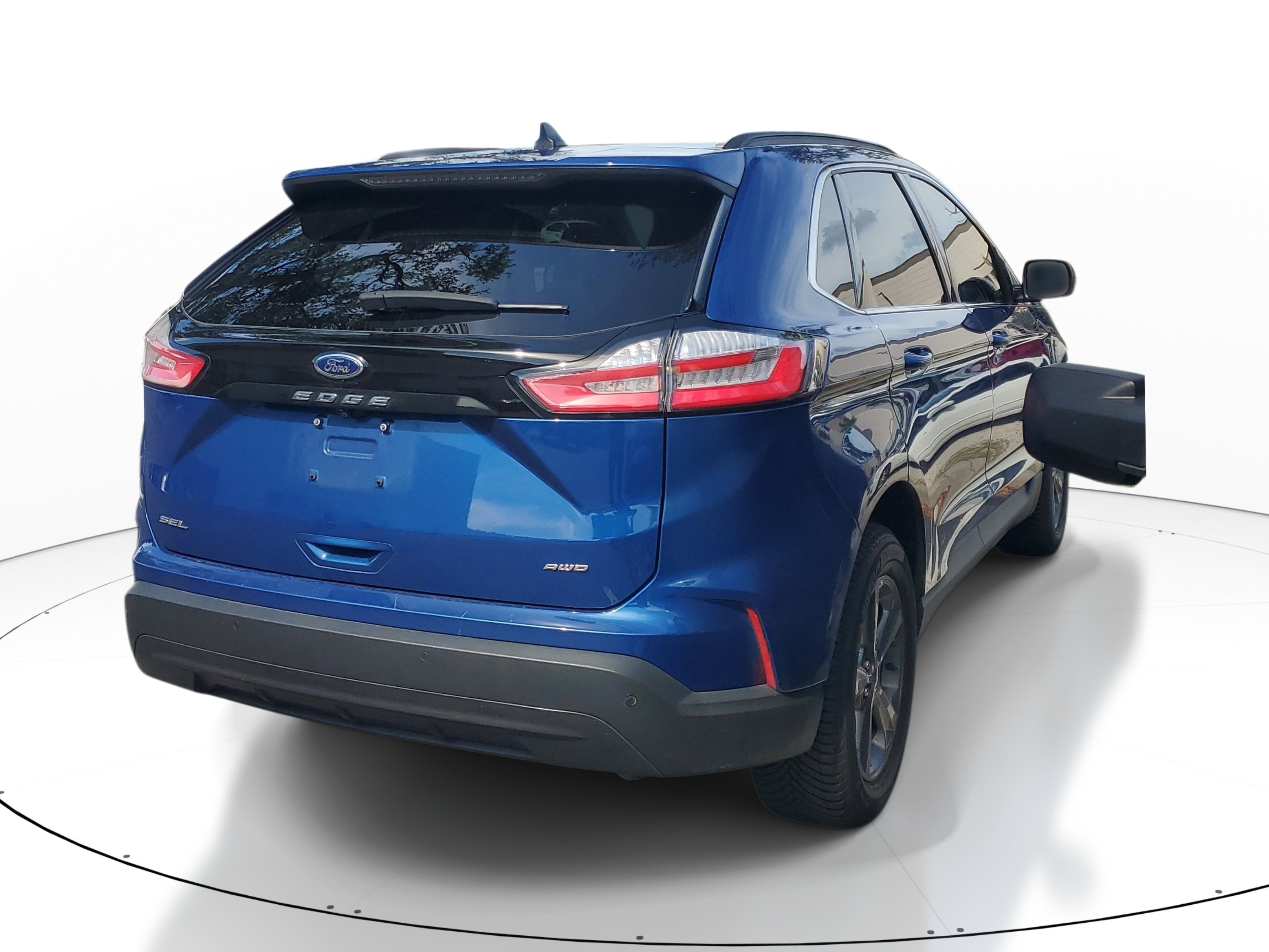 Used 2022 Ford Edge SEL w/ Sport Appearance Package AWD/4WD image 5