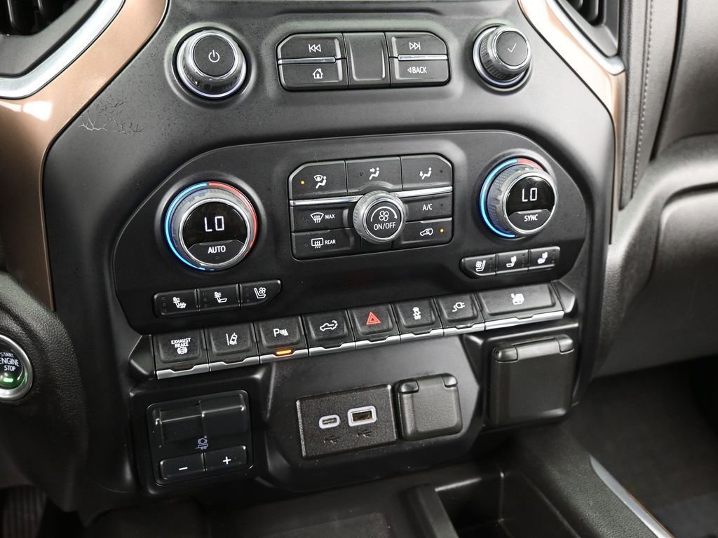 Used 2023 Chevrolet Silverado 3500 High Country AWD/4WD image 37
