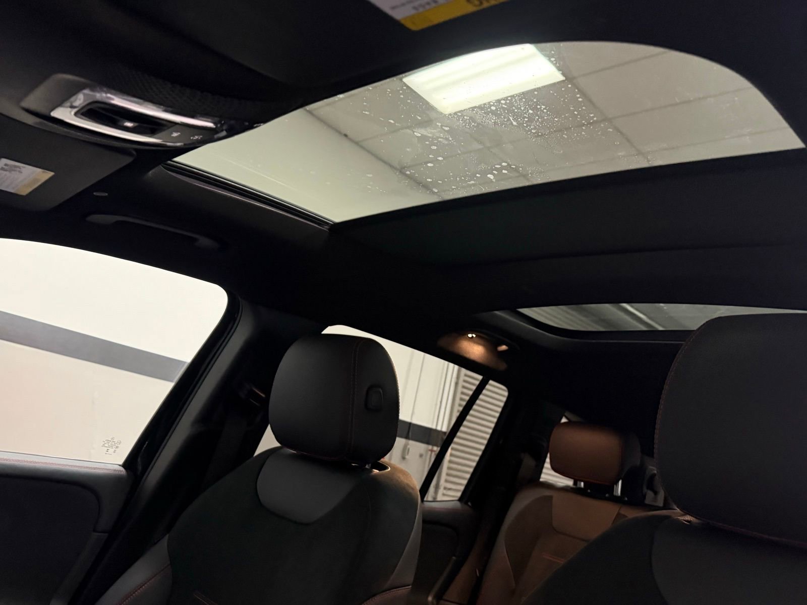 Used 2023 Mercedes-Benz GLB 250 4MATIC image 24