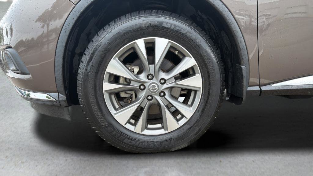 Used 2017 Nissan Murano SV w/ Visibility Package AWD/4WD image 27