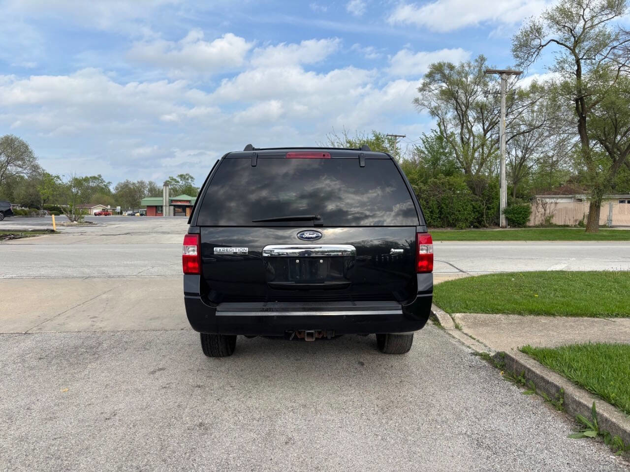 Used 2014 Ford Expedition EL Limited w/ Equipment Group 301A AWD/4WD image 16