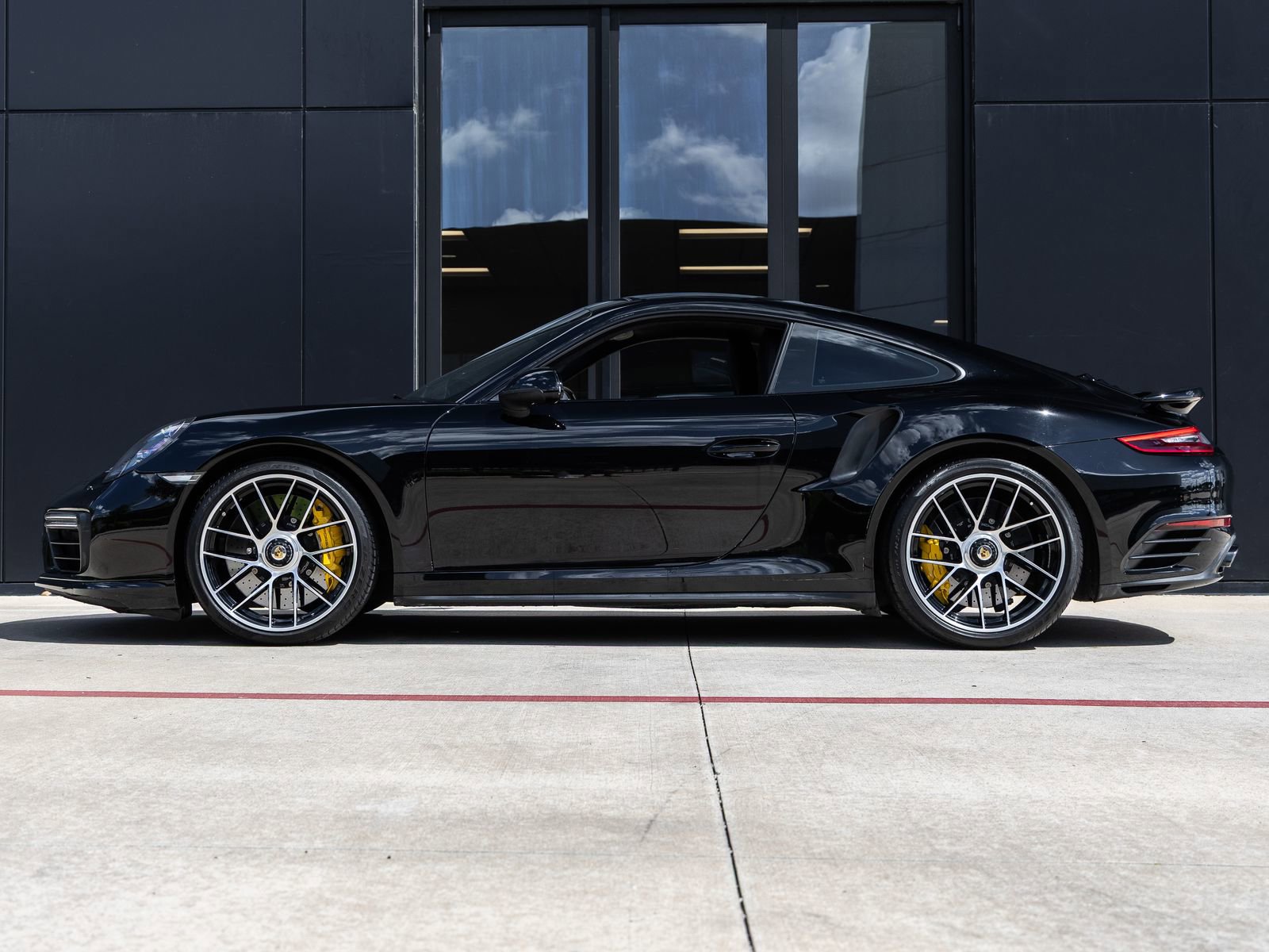 Certified 2018 Porsche 911 Turbo S image 2