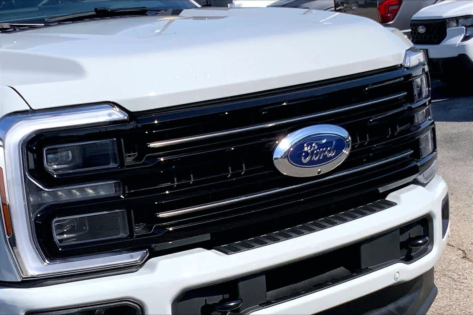 Used 2026 Ford F250 Platinum AWD/4WD image 27
