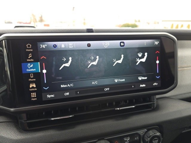 Used 2024 Jeep Gladiator Sport image 24