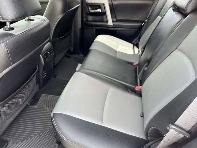 Used 2015 Toyota 4Runner SR5 Premium AWD/4WD image 18