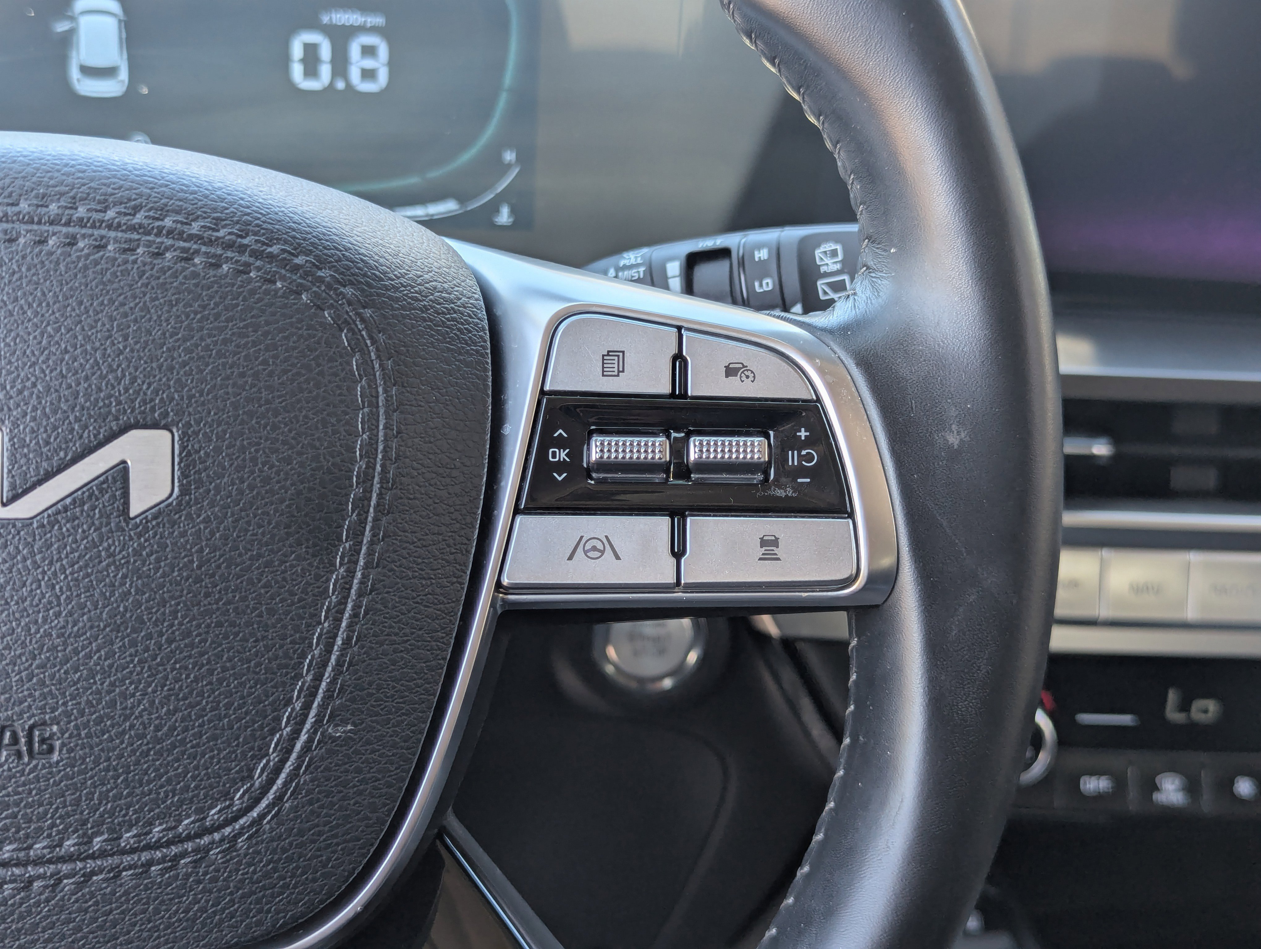 Certified 2024 Kia Telluride S w/ S Sunroof Package FWD image 22