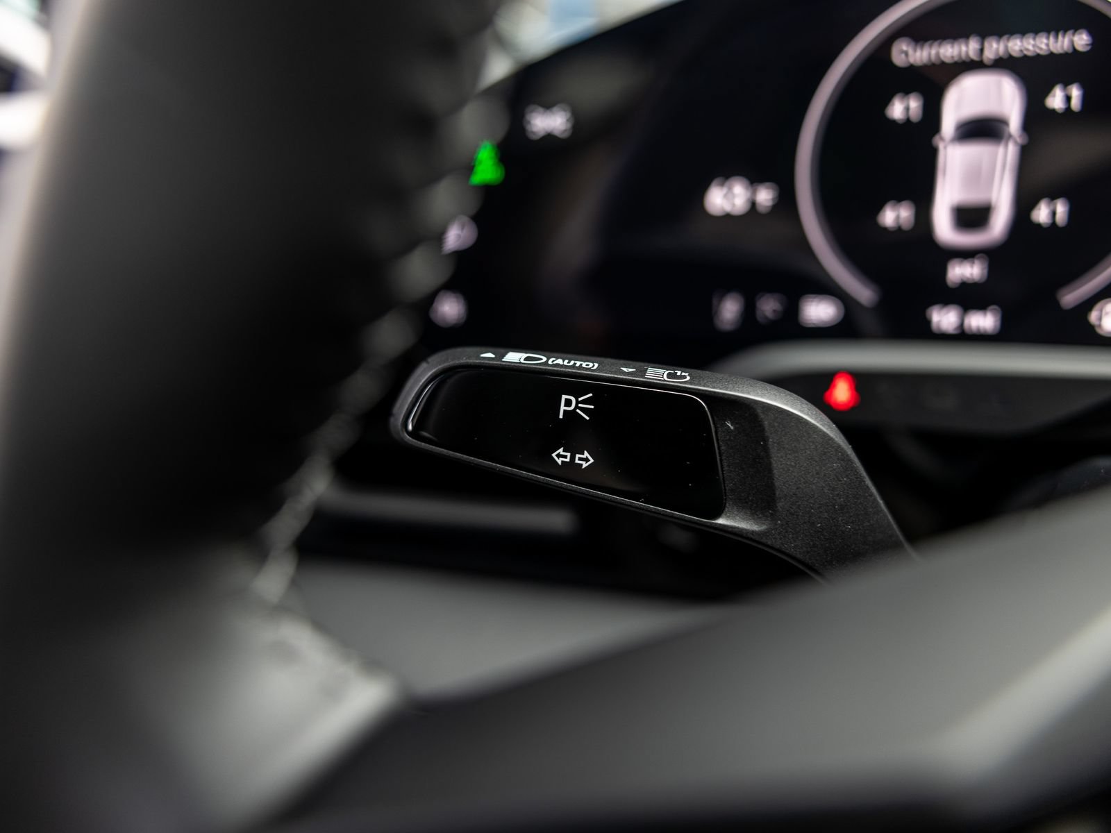 New 2026 Porsche Taycan AWD/4WD image 31