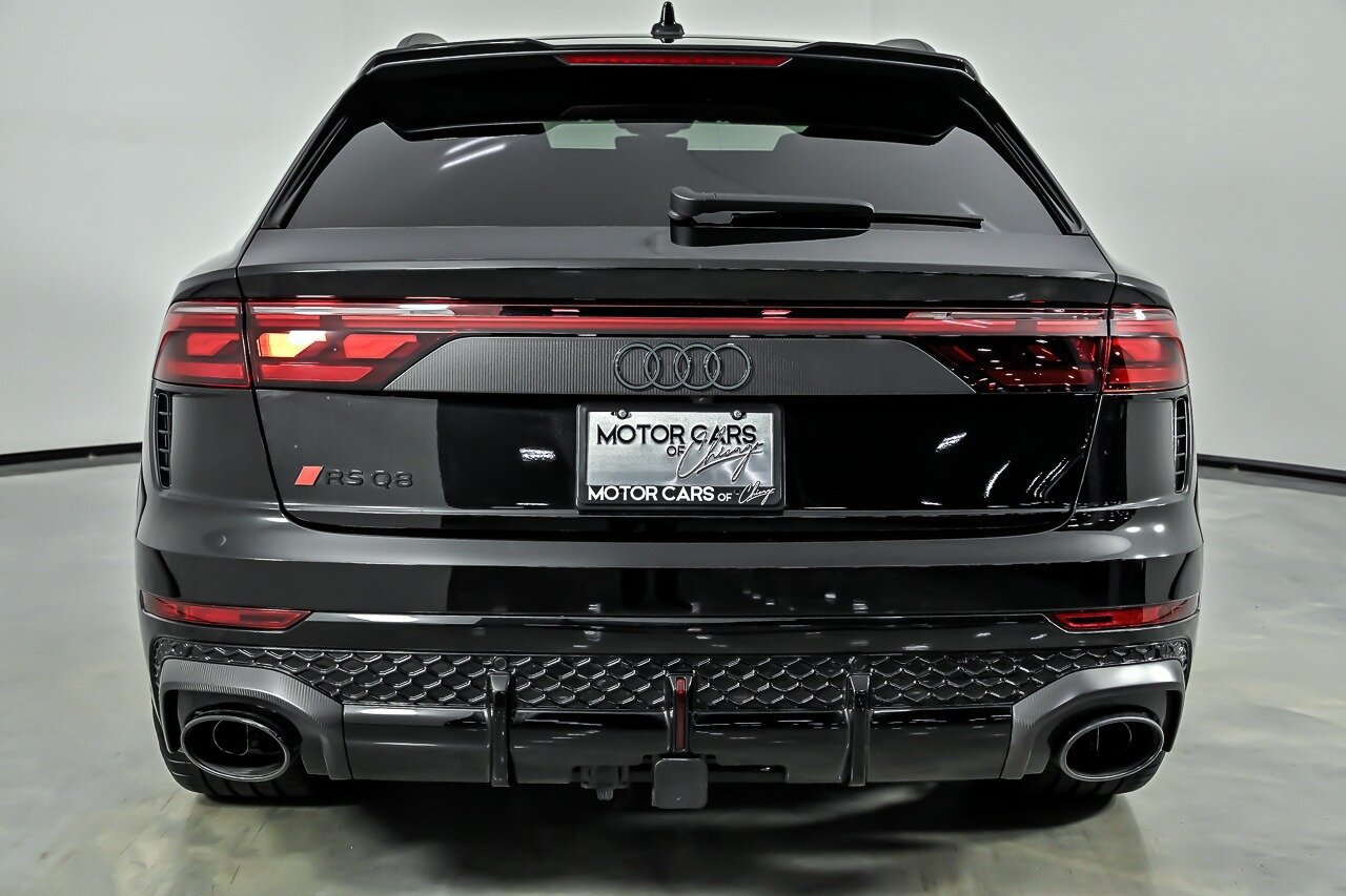 Used 2026 Audi RS Q8 performance AWD/4WD image 9