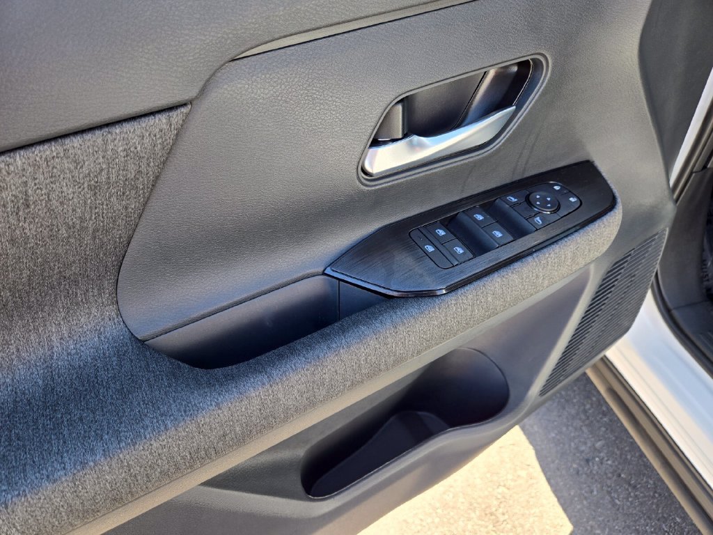 New 2027 Nissan Kicks SV AWD/4WD image 13