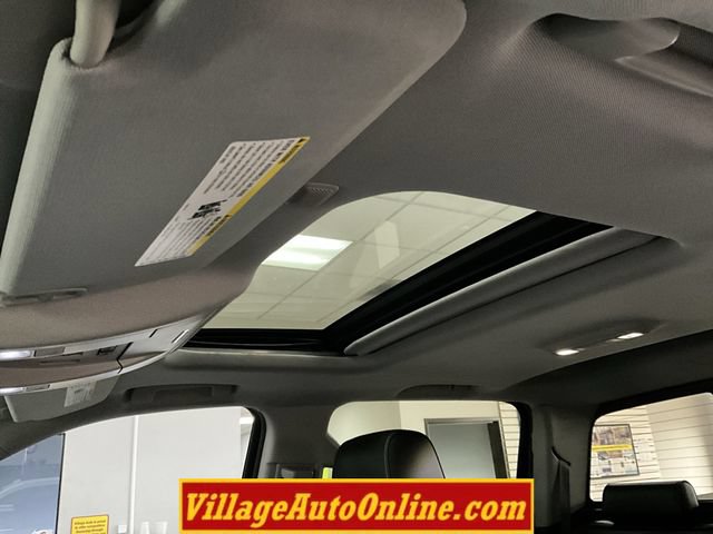 Used 2016 GMC Sierra 1500 Denali w/ Denali Ultimate Package AWD/4WD image 23