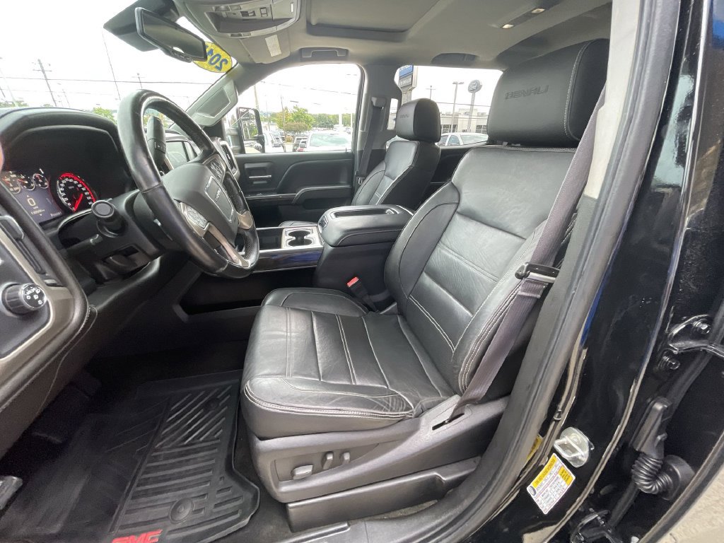 Certified 2015 GMC Sierra 2500 Denali w/ Duramax Plus Package AWD/4WD image 19