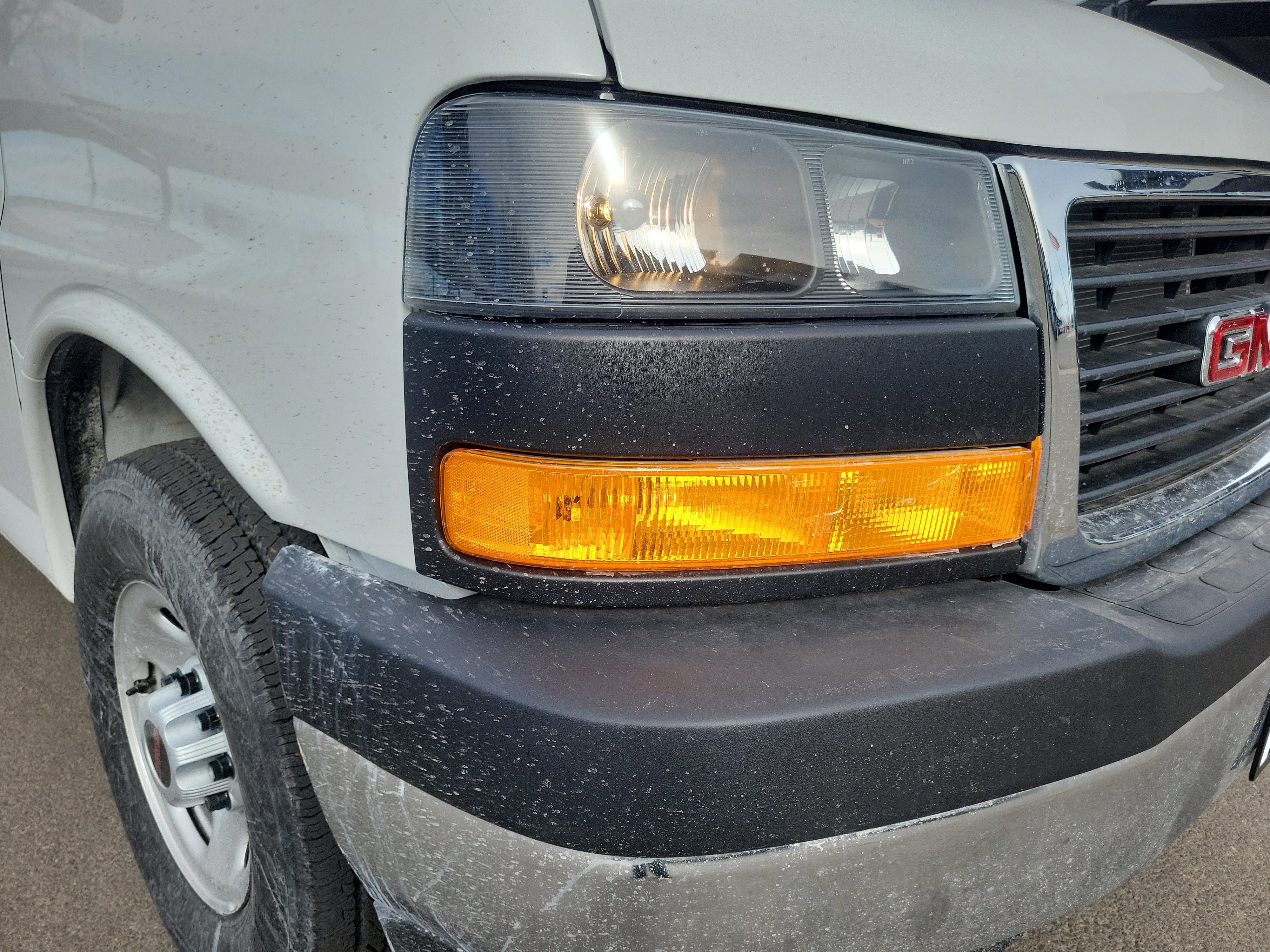 New 2025 GMC Savana 3500 w/ Power Convenience Package image 8
