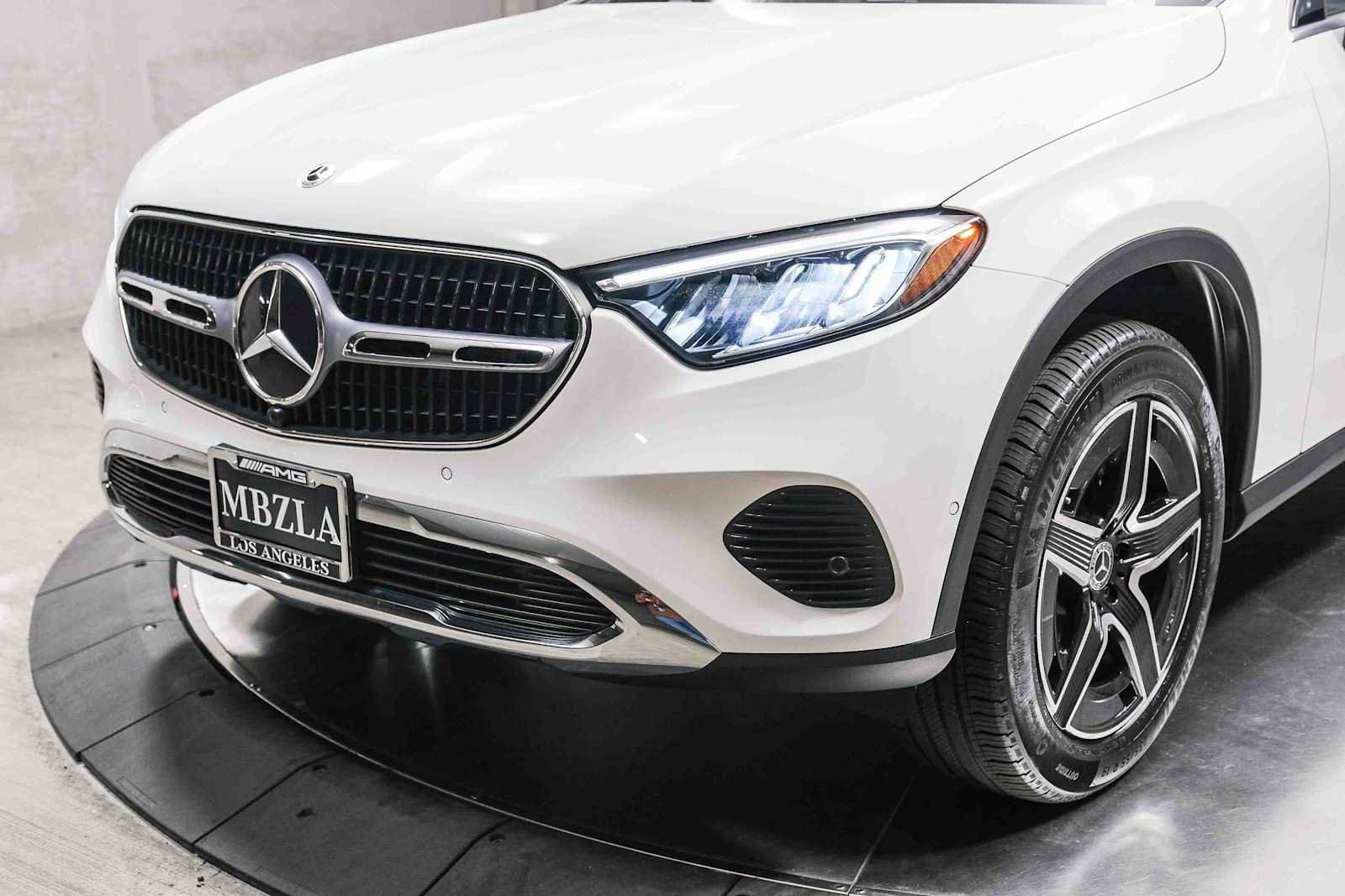 Certified 2026 Mercedes-Benz GLC 300 image 11