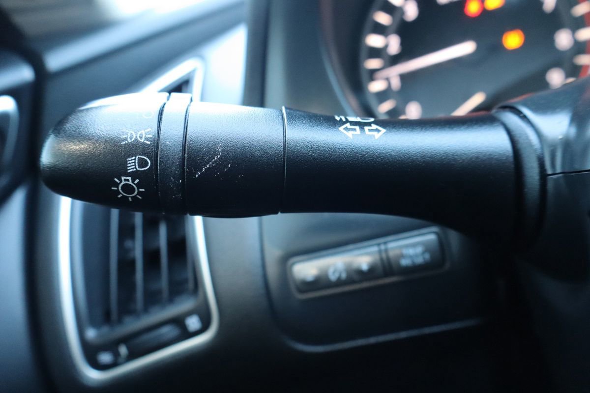 Used 2018 INFINITI Q50 Luxe w/ Essential Package (3.0T Luxe) image 31