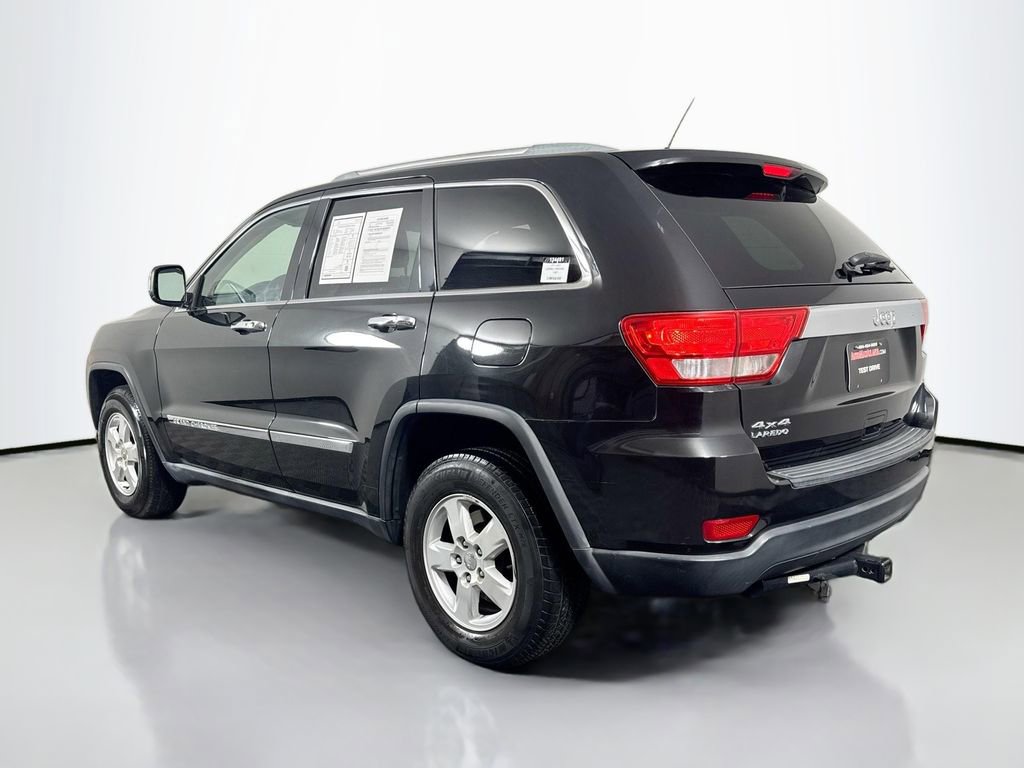 Used 2012 Jeep Grand Cherokee Laredo w/ Laredo E Group AWD/4WD image 7