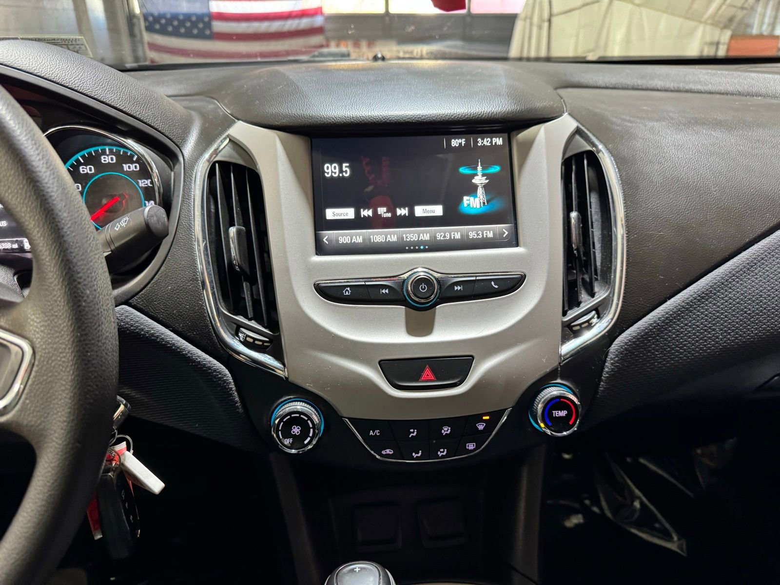 Used 2017 Chevrolet Cruze LS image 25