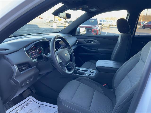 Used 2022 Chevrolet Traverse LT image 18