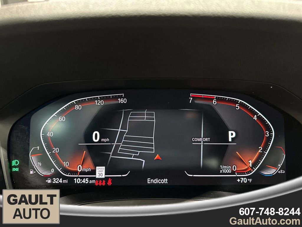 Certified 2022 BMW 330i xDrive Sedan w/ Driving Assistance Package image 9