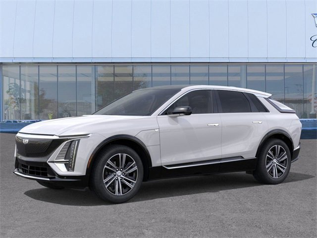 New 2025 Cadillac Lyriq Luxury image 2