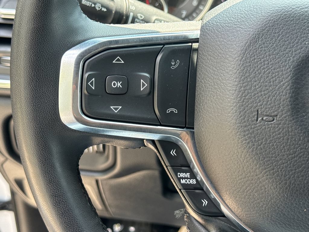 Used 2025 RAM 1500 Laramie AWD/4WD image 30