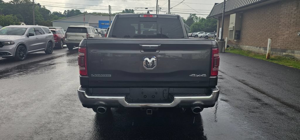 Used 2022 RAM 1500 Laramie AWD/4WD image 9