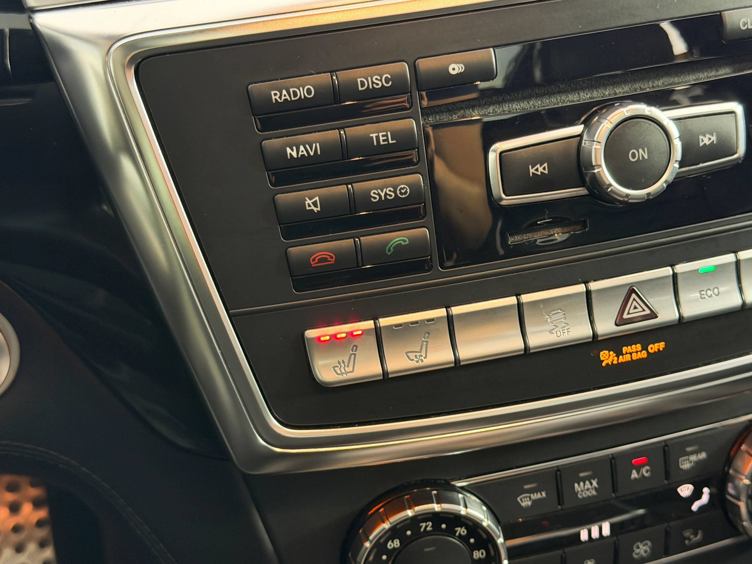 Used 2013 Mercedes-Benz ML 63 AMG 4MATIC image 30