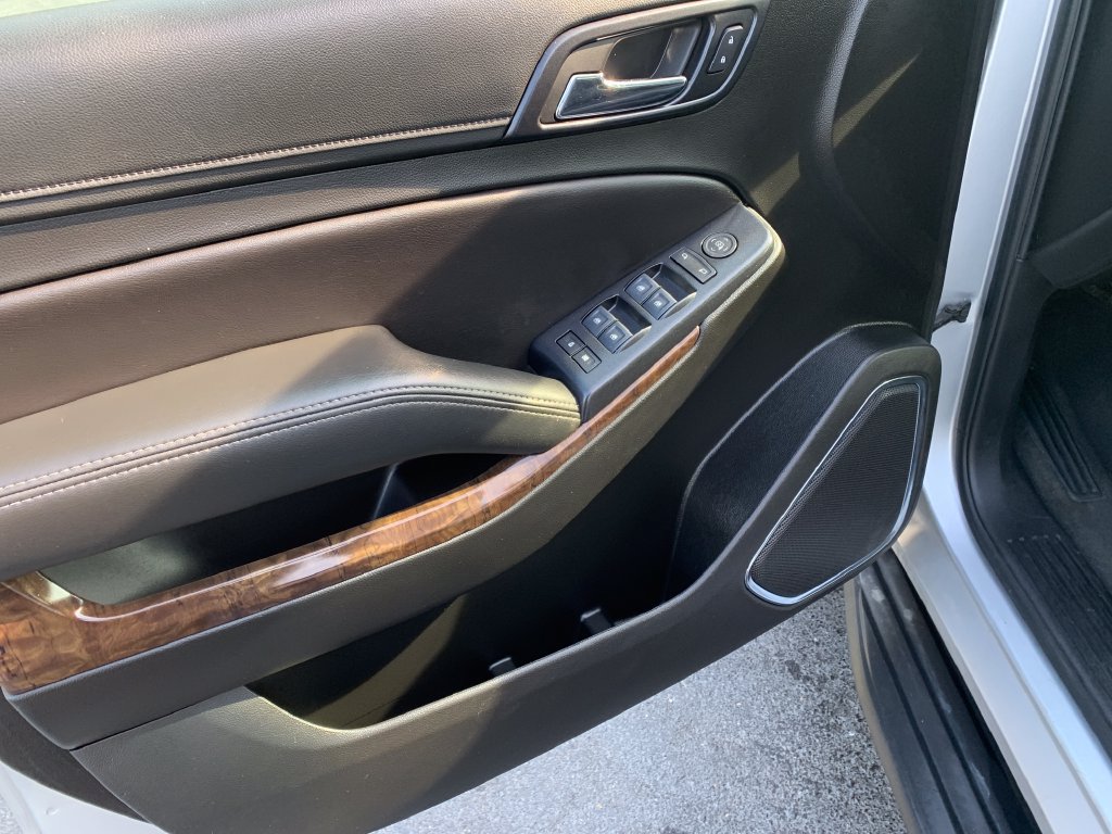 Used 2019 Chevrolet Tahoe LS RWD image 18