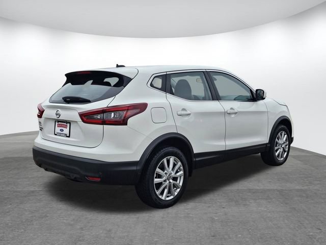 Used 2021 Nissan Rogue Sport S image 4