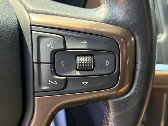 Used 2022 Chevrolet Suburban High Country AWD/4WD image 17