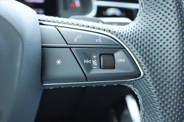 Used 2023 Audi SQ7 Prestige w/ Prestige Package AWD/4WD image 26