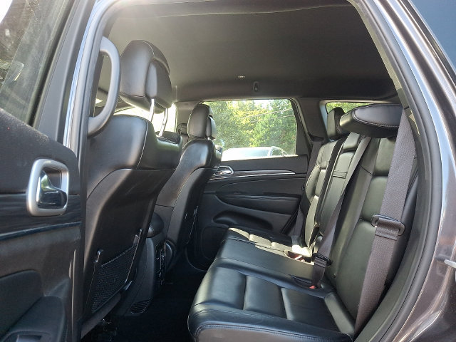 Used 2019 Jeep Grand Cherokee Limited AWD/4WD image 10