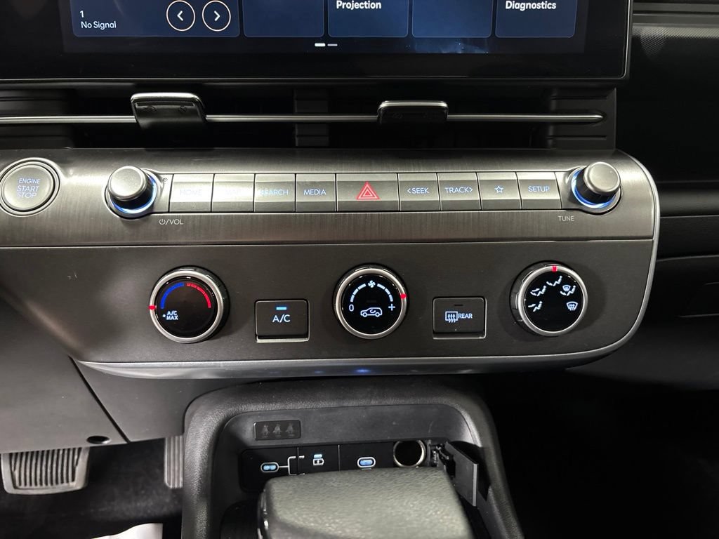 Used 2026 Hyundai Kona SE AWD/4WD image 21