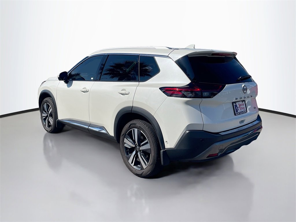 Used 2023 Nissan Rogue SL w/ SL Premium Package image 5